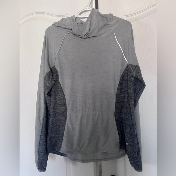 Hyba Hoodie - Picture 1 of 6